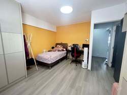 Blk 53 Pipit Road (Geylang), HDB Executive #568011041